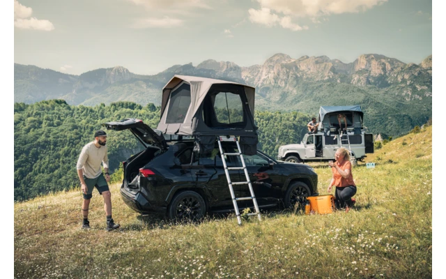 Dometic TRT 140 Air Inflatable Roof Tent Including Pump 3 Dometic TRT 140 Air Inflatable Roof Tent Including Pump